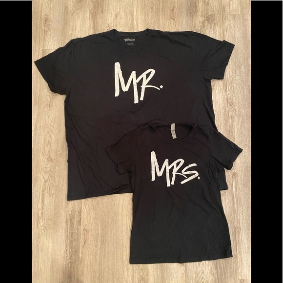 BUNDLE of 2 MR & MRS couple matching black shirts - Picture 1 of 5